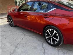 نیسان ئەلتیما